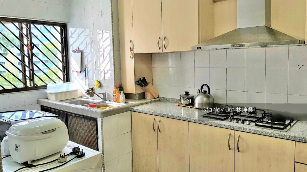 Blk 125 Tampines Street 11 (Tampines), HDB Executive #238253691